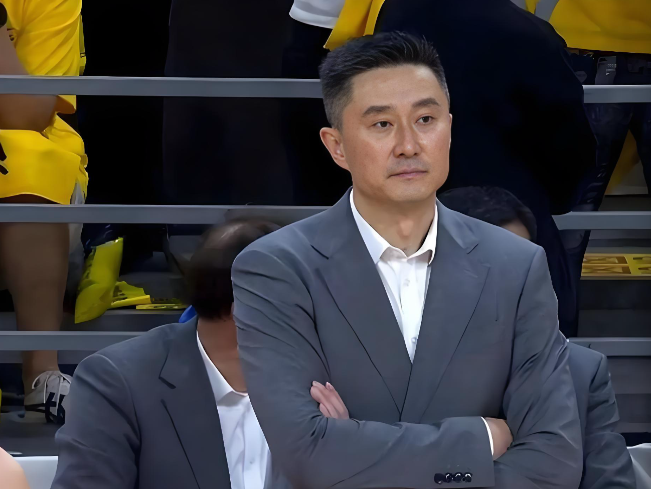 开云体育-广东队输上海40分！留下了4个疑惑，让球迷有点看不懂