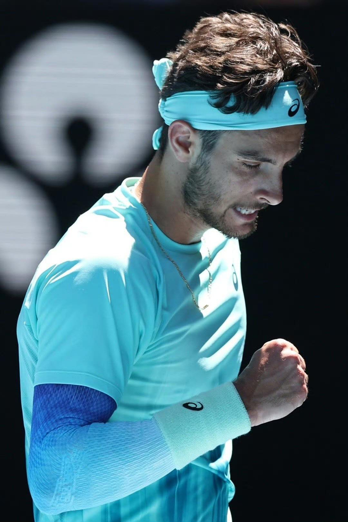 开云体育中国官方网站-穆塞蒂全八强难耐德约，辛纳速胜同胞会师球王|巴金|八分之一决赛|洛伦佐·穆塞蒂|扬尼克-辛纳|弗里茨_新浪体育_新浪新闻