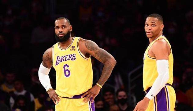 开云体育-连败湖人如何走出阴霾？詹姆斯：别看排名专注比赛