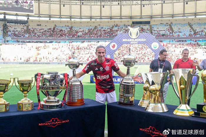 开云中国官网-一场8球大胜后下课 40岁费利佩执教弗拉门戈99场夺5冠|费利佩-路易斯|费利佩-古铁雷斯|路易斯-费利佩|南美解放者杯|巴西杯_新浪体育_新浪新闻