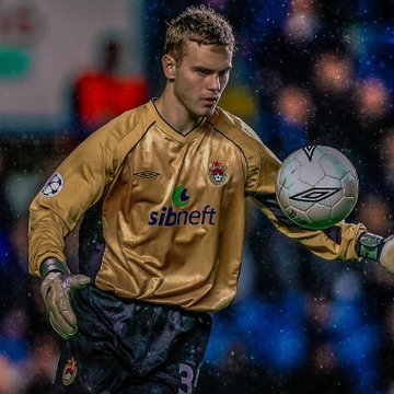 40岁阿金费耶夫效力莫斯科中央陆军35年，创多项纪录|俄罗斯|门将|伊戈尔·阿金费耶夫|俄罗斯足球|足球_新浪体育_新浪新闻